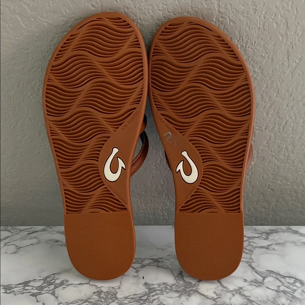 OluKai Tiare Slide Sandals - NWOT - Picture 4 of 6